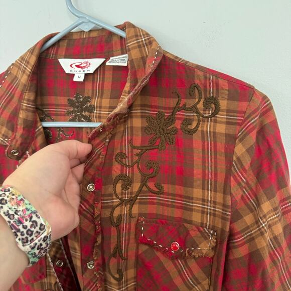 Roper Snap Button Down Shirt Size Medium w/ Embroidered Floral Design Plaid - Picture 6 of 7
